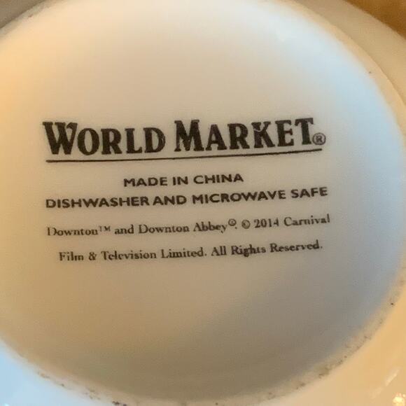 Downton Abbey Mug World Market Coffee Tea Cup Gold Crown 2014 16oz Ceramic - Picture 7 of 12